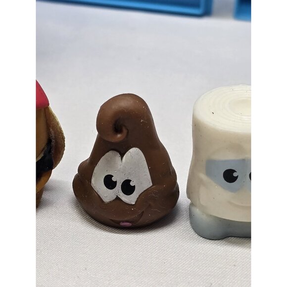 Poopeez Lot Outhouse,Toilet Paper Container, Toilet And Seven Figures - Picture 8 of 16